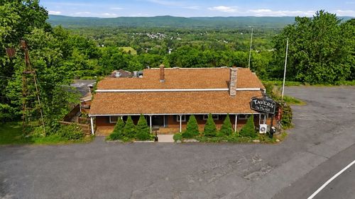 100 Mountain Rd, Easthampton, MA, 01027-2569 | Card Image