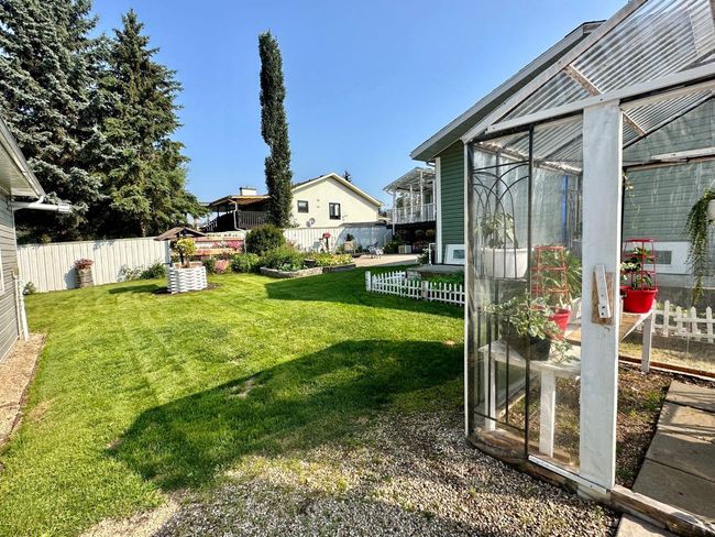 46 Pineview Rd, House detached with 4 bedrooms, 3 bathrooms and 10 parking in Whitecourt AB | Image 28