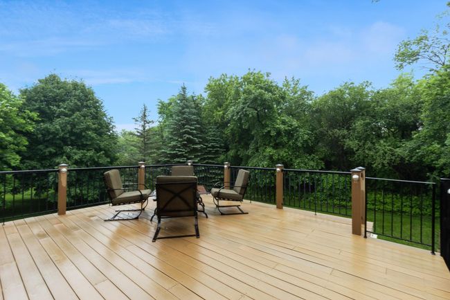 Main floor maintenance free deck | Image 7