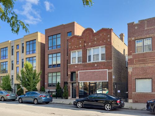 1r-3649 W Montrose Ave, Chicago, IL, 60618-1050 | Card Image