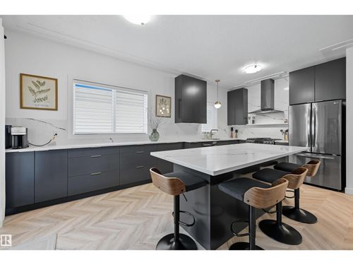 21-10 Blackburn Dr West Sw, Edmonton, AB, T6W1C2 | Card Image