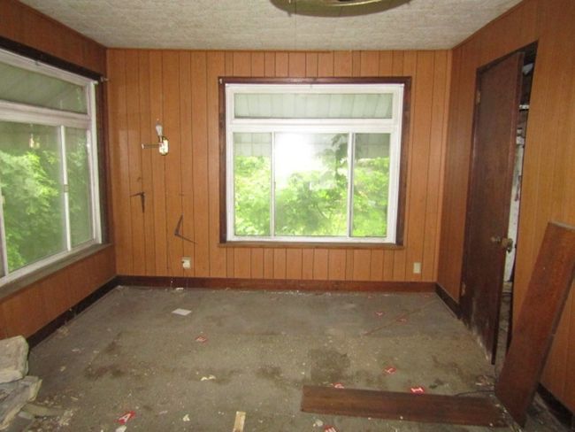 445 4th St, House other with 2 bedrooms, 1 bathrooms and 1 parking in Freedom PA | Image 16