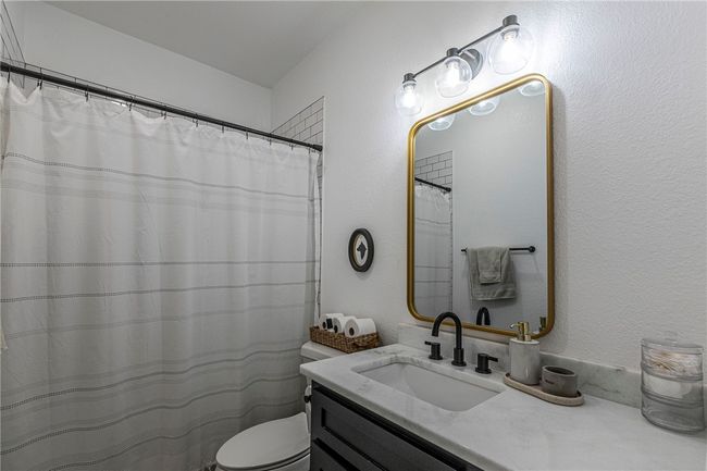 1973 Jackson Ln, House other with 3 bedrooms, 2 bathrooms and 2 parking in China Spring TX | Image 28