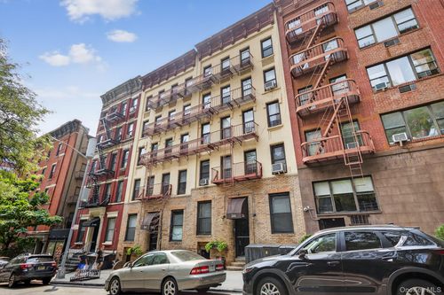 apt-4c-246 E 90th St, New York, NY, 10128-3588 | Card Image