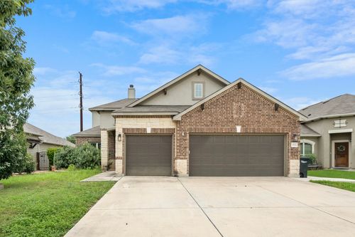3537 Hurricane Trl, New Braunfels, TX, 78130-5075 | Card Image