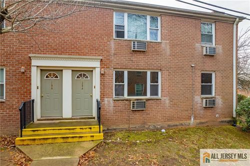 2a-15 York Dr, Edison, NJ, 08817-4955 | Card Image