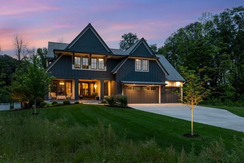 754 Shawnee Woods Rd, MEDINA, MN, 55340-9483 | Card Image