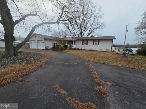 40265 Beach Dr, MECHANICSVILLE, MD, 20659-6078 | Card Image