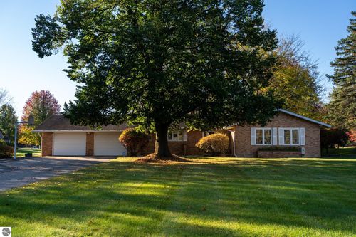 3010 E River Road, Mt Pleasant, MI, 48858 | Card Image