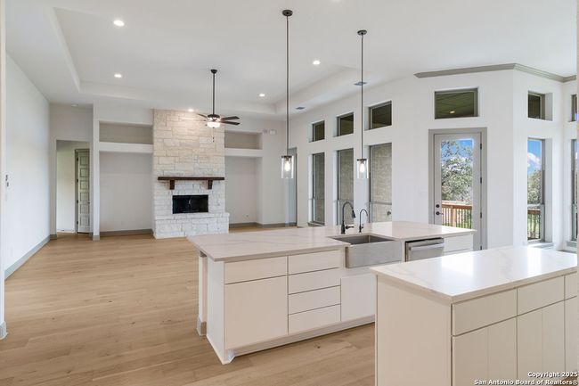 31102 Charolais Way, House other with 4 bedrooms, 4 bathrooms and null parking in Bulverde TX | Image 9