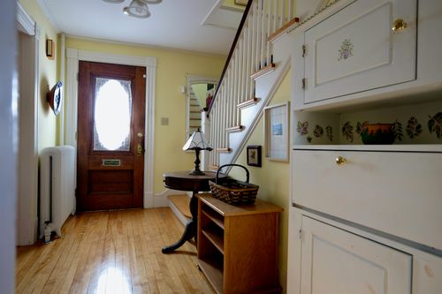 20 Carter St, Concord, NH, 03301-2754 | Card Image