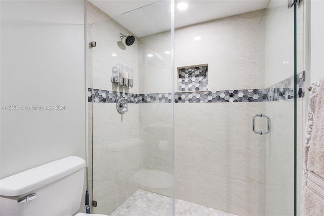 APT-2D - 1460 Sheridan St, Condo with 2 bedrooms, 2 bathrooms and null parking in Hollywood FL | Image 5