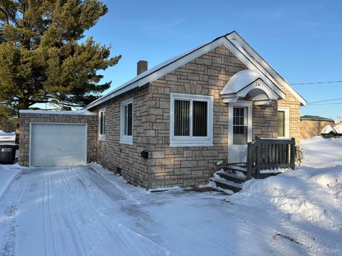 230 E Francis Street, Ironwood, MI, 49938 | Card Image