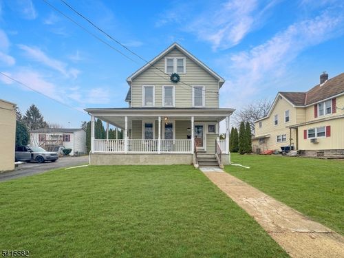 925 Lee Ave, Phillipsburg, NJ, 08865-4239 | Card Image