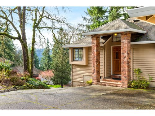 2589 Kilkenny Ct, West Linn, OR, 97068-3940 | Card Image
