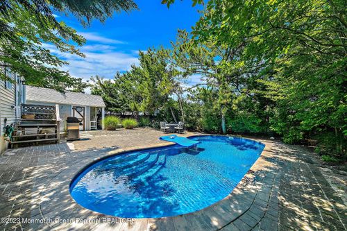 113 W Indiana Avenue, Long Beach Twp, NJ, 08008 | Card Image