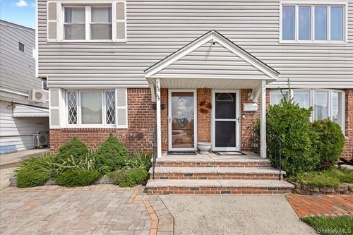 16365 23rd Avenue, New York, NY, 11357 | Card Image