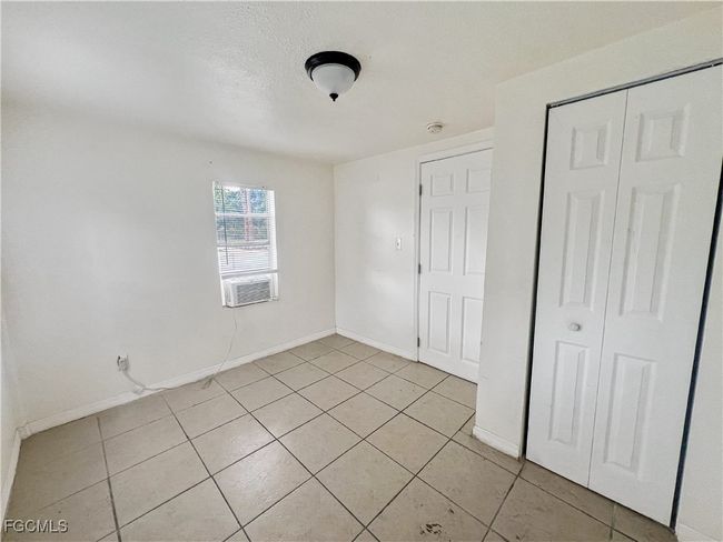 APT-1 - 1615 Evans Ave, Home with 1 bedrooms, 1 bathrooms and null parking in FORT MYERS FL | Image 7