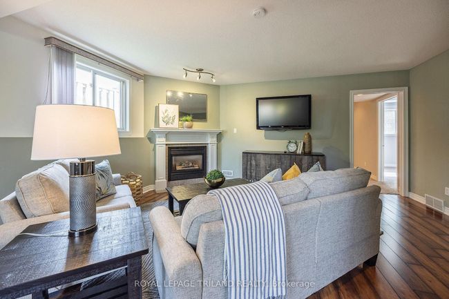 253 Mcgarrell Dr, House other with 4 bedrooms, 3 bathrooms and 2 parking in London ON | Image 27
