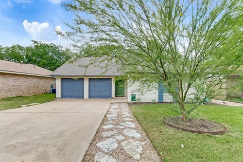 10101 E Rutland Vlg, Austin, TX, 78758-5513 | Card Image