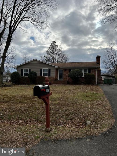 5502 Larch St, FREDERICKSBURG, VA, 22407-1210 | Card Image
