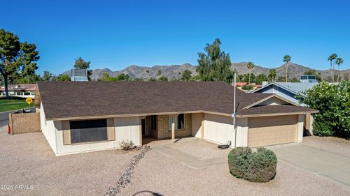 12122 S Tomi Dr, Phoenix, AZ, 85044-2806 | Card Image