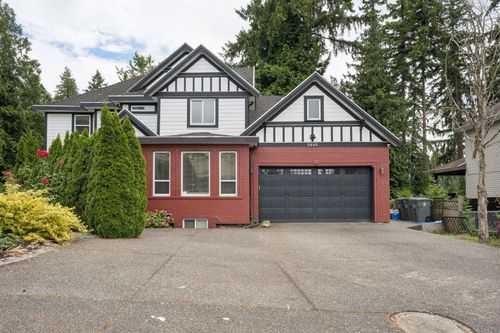 5840 134 St, Surrey, BC, V3X0A3 | Card Image