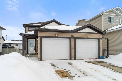 8929 96 Ave, Grande Prairie, AB, T8X0N1 | Card Image