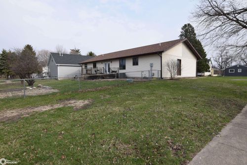 603 Se 2nd St, Eagle Grove, IA, 50533-2306 | Card Image
