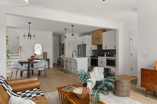 b-1714 Carvell Ave, Nashville, TN, 37203-5505 | Card Image