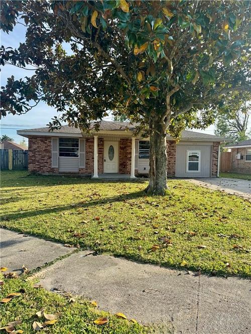 1808 Helvetia Ct, La Place, LA, 70068-6218 | Card Image