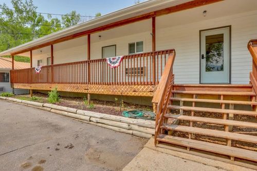450 W Kansas Street, Spearfish, SD, 57783 | Card Image