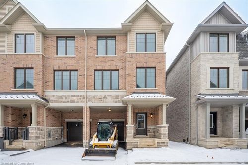 54 Folcroft St, Brampton, ON, L6Y6L3 | Card Image