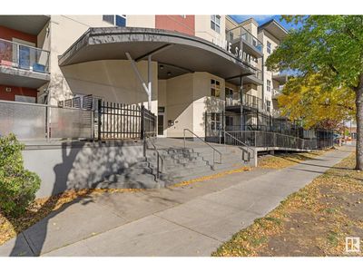 405 - 10118 106 Ave Nw, Condo with 2 bedrooms, 2 bathrooms and null parking in Edmonton AB | Image 2