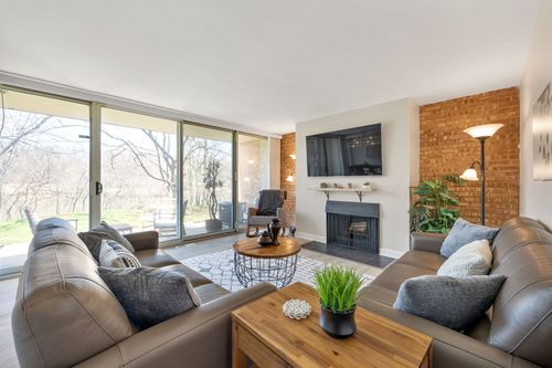 apt-1d-6000 E Lake Dr, Lisle, IL, 60532-3046 | Card Image