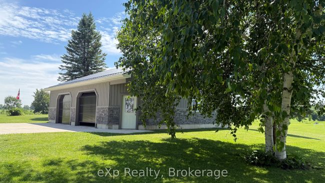 953 Greenock Brant Line, House other with 3 bedrooms, 3 bathrooms and 6 parking in Cargill ON | Image 34