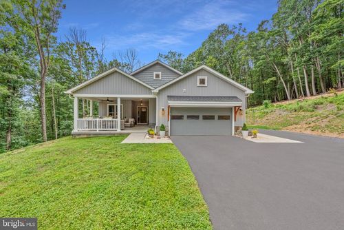 601 Fall Run Ln, Winchester, VA, 22602-3451 | Card Image