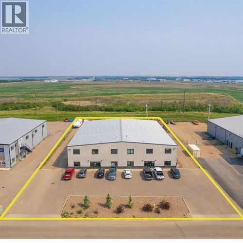 7156 56 St, Lloydminster, AB, T9V3N6 | Card Image