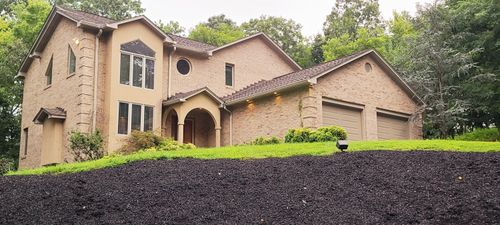 1725 Morwanda St, Salem, VA, 24153-4513 | Card Image
