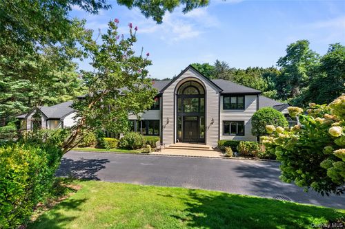 3 Rock Hill Lane, Oyster Bay, NY, 11545 | Card Image