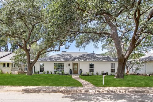 7151 Cosgrove Drive, Dallas, TX, 75231 | Card Image