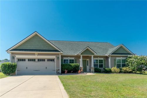 824 Pecan Grove Loop, Hope Mills, NC, 28348 | Card Image