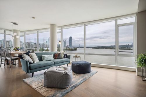 705-210 Salter St, New Westminster, BC, V3M0J9 | Card Image