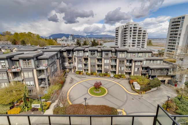 302 - 28 E Royal Avenue, Condo with 3 bedrooms, 2 bathrooms and 2 parking in New Westminster BC | Image 19