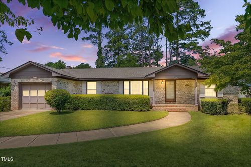 1515 Nicklaus Dr, Fayetteville, NC, 28303-3065 | Card Image