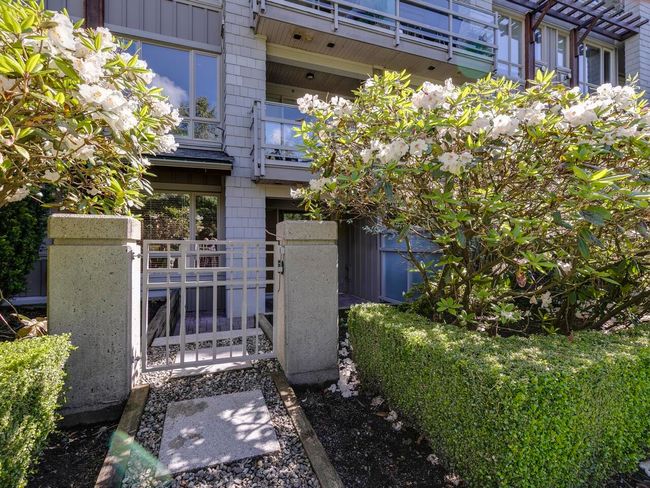 210 - 580 Raven Woods Drive, Condo with 1 bedrooms, 1 bathrooms and 1 parking in North Vancouver BC | Image 21