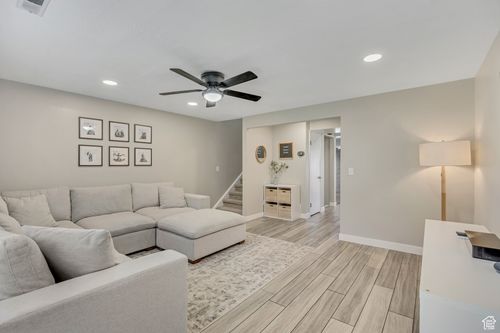 31-1206 986, Fruit Heights, UT, 84037-2919 | Card Image