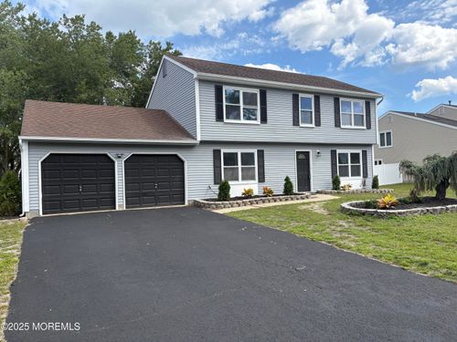 944 Yellowbank Rd, Toms River, NJ, 08753-8614 | Card Image