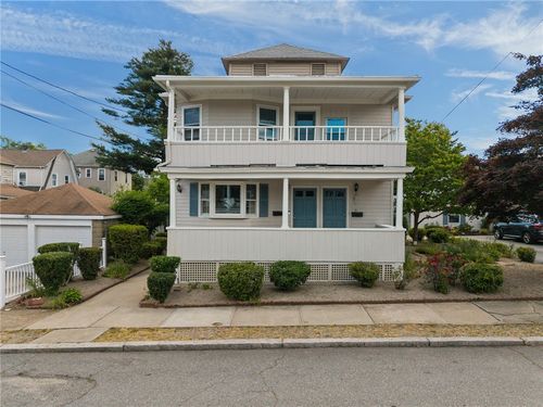10 Denver Ave, Cranston, RI, 02905-2607 | Card Image