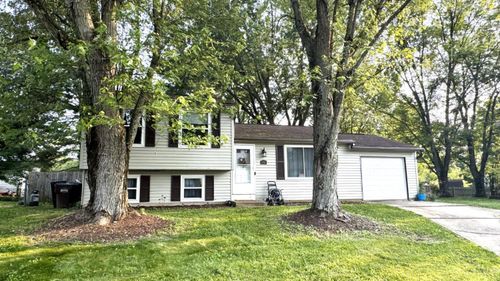 46 Fox Den Ct, Amelia, OH, 45102-2107 | Card Image